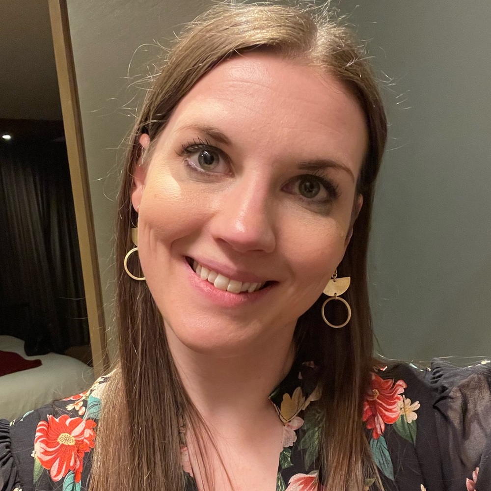 Meet your Posher, Maria